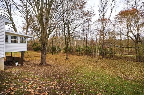 10 John St, Easthampton, MA 01027 photo 26