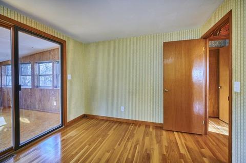 10 John St, Easthampton, MA 01027 photo 16