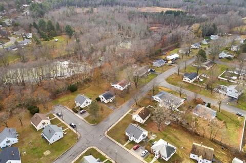 10 John St, Easthampton, MA 01027 photo 33