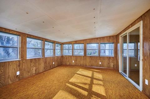 10 John St, Easthampton, MA 01027 photo 17