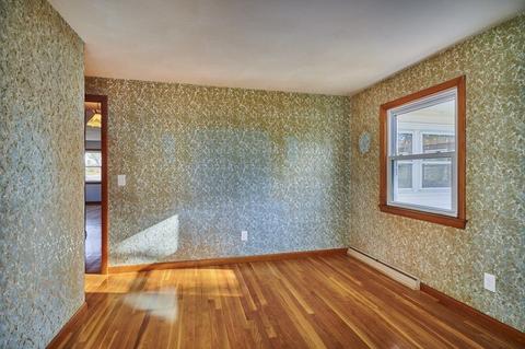 10 John St, Easthampton, MA 01027 photo 14