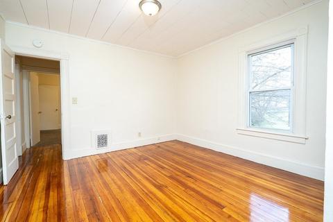 36 Wendell Pl, Springfield, MA 01105 photo 14