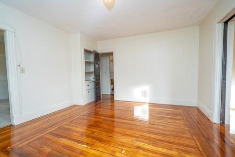 36 Wendell Pl, Springfield, MA 01105 photo 20