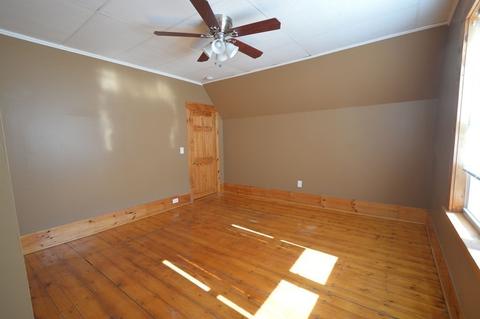 3 Beech St, Gardner, MA 01440 photo 6