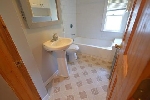 3 Beech St, Gardner, MA 01440 photo 7