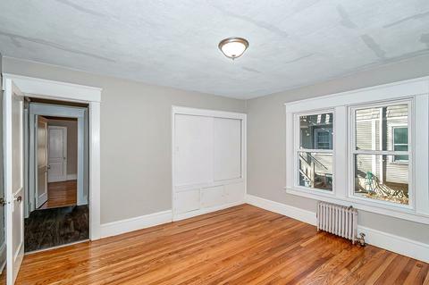 98 Carver St, Springfield, MA 01108 photo 16