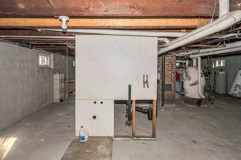 98 Carver St, Springfield, MA 01108 photo 20