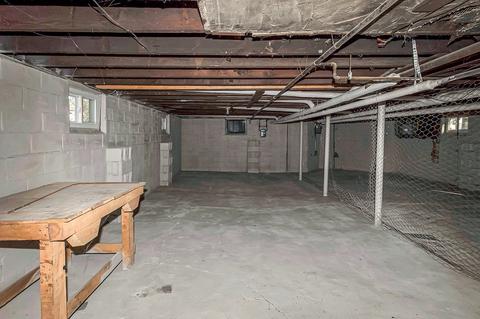 98 Carver St, Springfield, MA 01108 photo 21