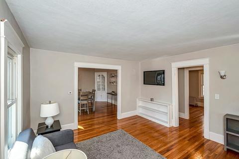 98 Carver St, Springfield, MA 01108 photo 6