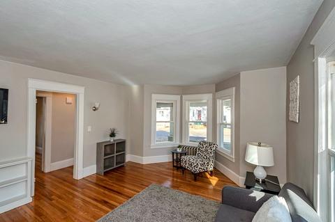 98 Carver St, Springfield, MA 01108 photo 7