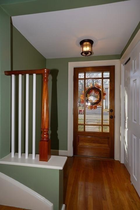 102 Curtis St, Reading, MA 01867 photo 2