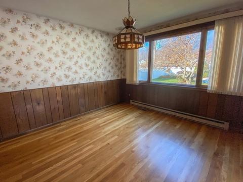 75 Greenpoint Cir, Chicopee, MA 01020 photo 9