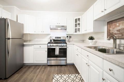 671 Carew St, Springfield, MA 01104 photo 12