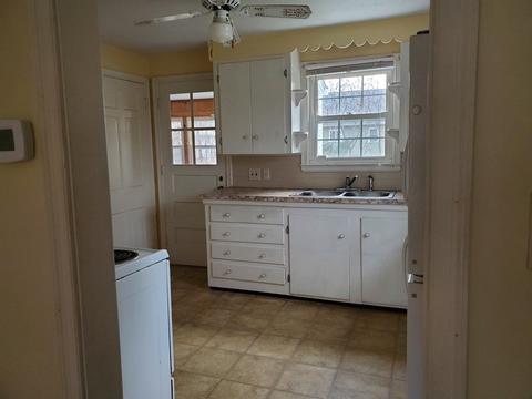 68 Brattle St, Worcester, MA 01606 photo 6