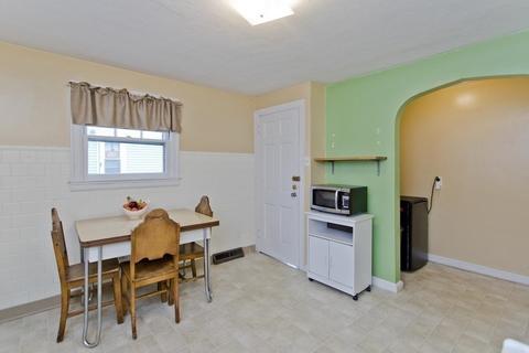 74 Penrose St, Springfield, MA 01109 photo 17