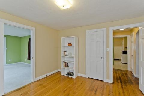 74 Penrose St, Springfield, MA 01109 photo 10