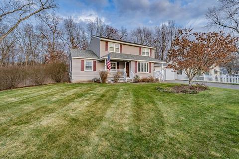 5 Grise Dr, Chicopee, MA 01020 photo 1