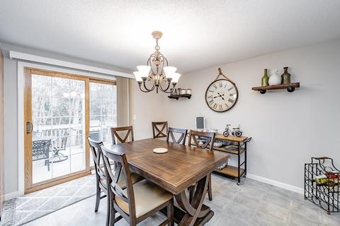 5 Grise Dr, Chicopee, MA 01020 photo 5