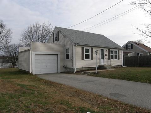 55 Hillside Ave, Webster, MA 01570 photo 1
