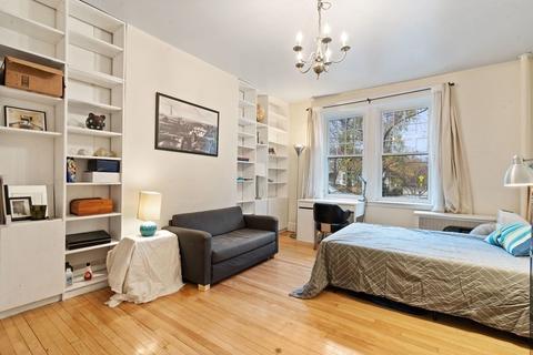 62 Dwight St #2, Brookline, MA 02446 photo 6