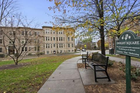 62 Dwight St #2, Brookline, MA 02446 photo 15