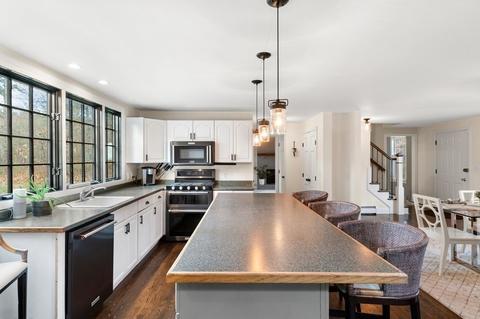 245 Forest St, Dunstable, MA 01827 photo 5