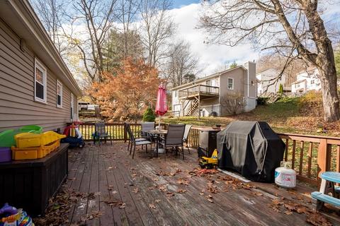 85 Gates Ln, Worcester, MA 01603 photo 8