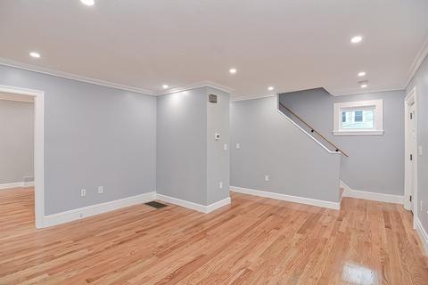 95 Messinger St, Canton, MA 02021 photo 5