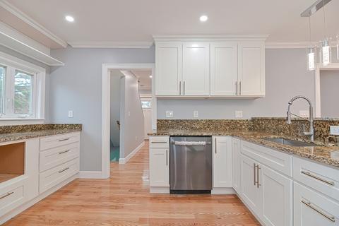 95 Messinger St, Canton, MA 02021 photo 10