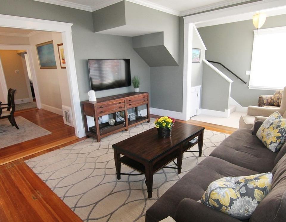  151 Edinboro St, Newton, MA 02460 photo 3