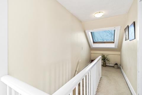 81 Mount Pleasant Ave #2, Gloucester, MA 01930 photo 14