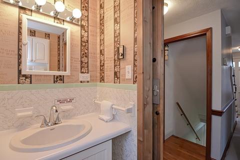 24 Walters Ave, Dedham, MA 02026 photo 20