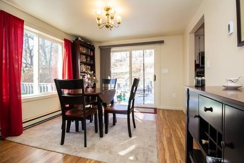 16 Roy St, Worcester, MA 01603 photo 5