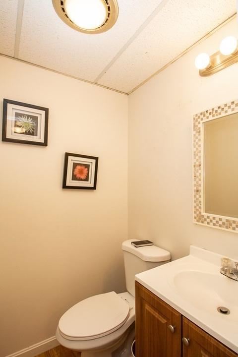 16 Roy St, Worcester, MA 01603 photo 10