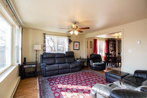 16 Roy St, Worcester, MA 01603 photo 2