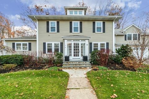 19 Washburn Ave, Needham, MA 02492 photo 2