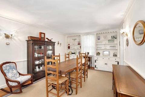 1 Ware Ln, Marblehead, MA 01945 photo 6
