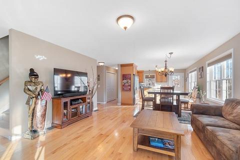 52 Pierce Ave, Worcester, MA 01605 photo 15