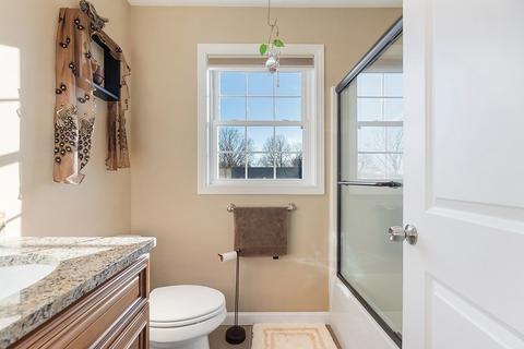 52 Pierce Ave, Worcester, MA 01605 photo 26