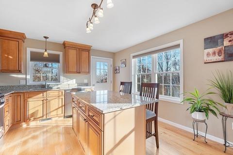 52 Pierce Ave, Worcester, MA 01605 photo 13
