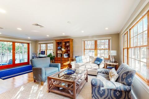 9 Mellen St, Needham, MA 02494 photo 4