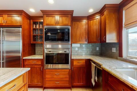 9 Mellen St, Needham, MA 02494 photo 16