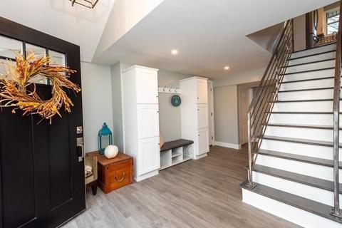 15 Sonning Rd, Beverly, MA 01915 photo 5