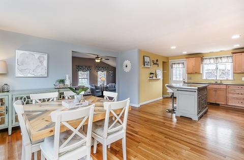 40 Cherry St, Braintree, MA 02184 photo 6