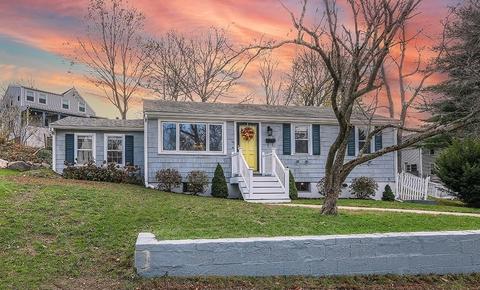 40 Cherry St, Braintree, MA 02184 photo 2