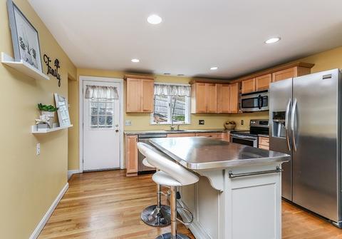 40 Cherry St, Braintree, MA 02184 photo 8