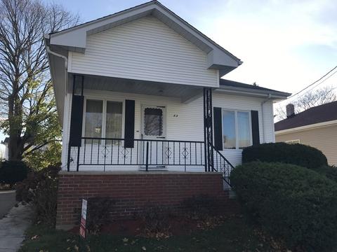 83 Winthrop St, Fall River, MA 02721 photo 2