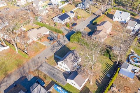 42 Mutter St, Easthampton, MA 01027 photo 4