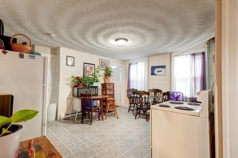 52 Vale St, Worcester, MA 01604 photo 9