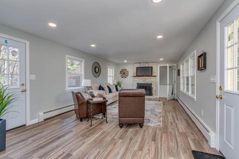 60 Londonderry Rd, Windham, NH 03087 photo 5